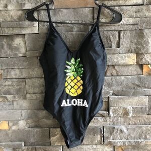 ‎Black One Piece Pineapple Swimsuit